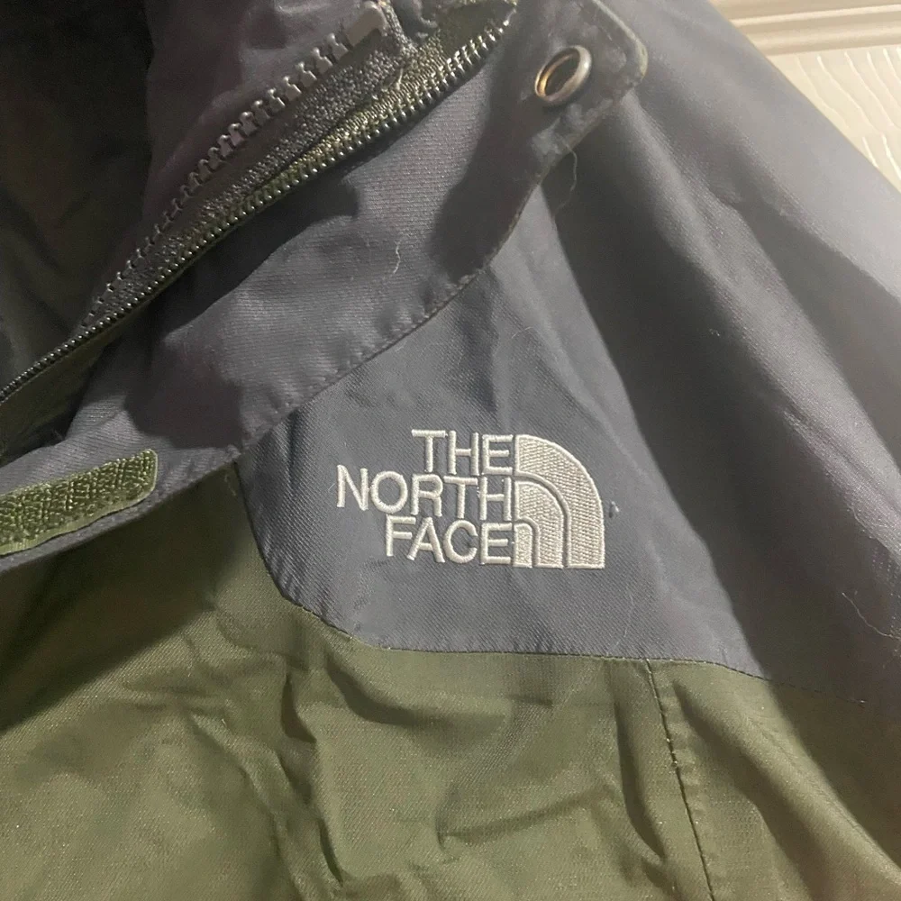 The North Face Hyvent Jacket Men’s Sz L  Green Black Colorblock Retro Nylon Hood